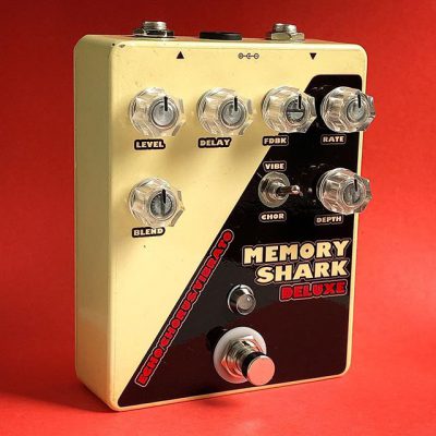 Memory Shark Deluxe Memory Man Deluxe emulator with Dirtbaby circuit by Madbean
